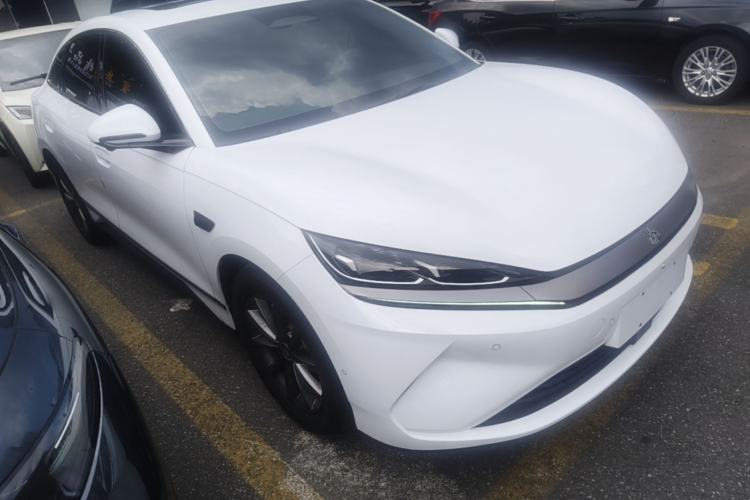 Used BYD Qin L 2025 EV 470KM Leading Edition Front Right 45 Deg
