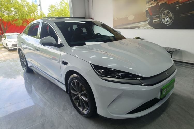 Used BYD Qin L 2025 EV 545KM Beyond Version Front Right 45 Deg