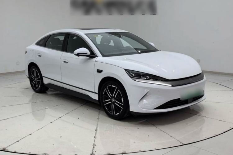 Used BYD Qin L 2025 EV 545KM Cloud Suspension Edition Front Right 45 Deg