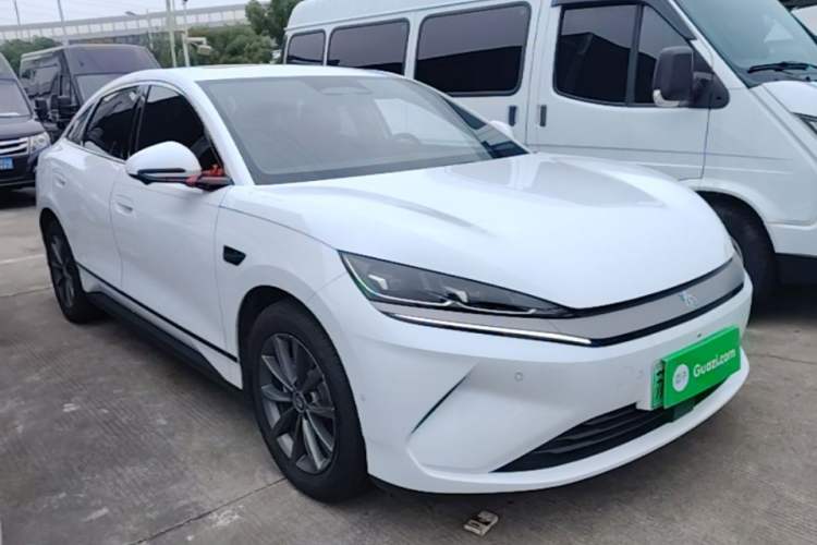 Used BYD Qin L 2025 EV 470KM Leading Edition Front Right 45 Deg