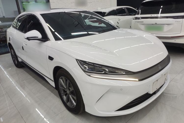 Used BYD Qin L 2025 EV 545KM Beyond Version Front Right 45 Deg