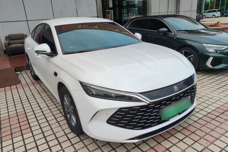 Used BYD Qin L 2025 DM-i Smart Drive 80KM Leading Model Front Right 45 Deg
