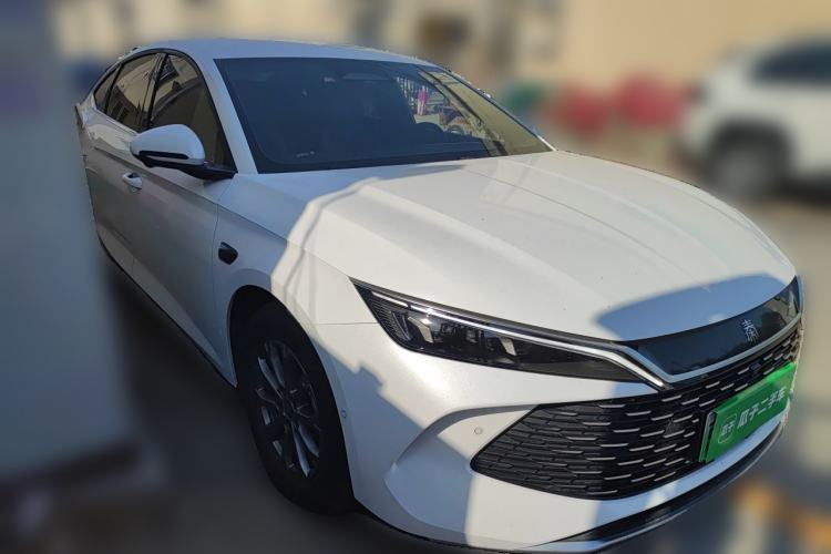 Used BYD Qin L 2025 DM-i Smart Drive 80KM Leading Model Front Right 45 Deg