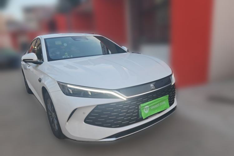 Used BYD Qin L 2025 DM-i Smart Drive 80KM Leading Model Front Right 45 Deg