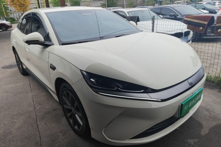 Used BYD Qin L 2025 EV 470KM Leading Edition Front Right 45 Deg