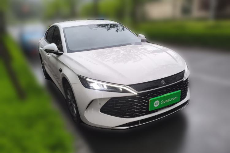 Used BYD Qin L 2025 DM-i Smart Drive 80KM Leading Model Front Right 45 Deg