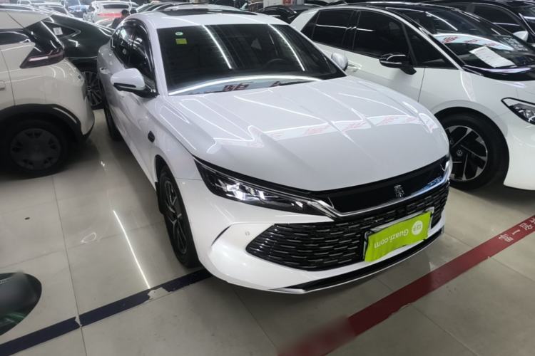 Used BYD Qin L 2025 DM-i Smart Drive 120KM Leading Model Front Right 45 Deg