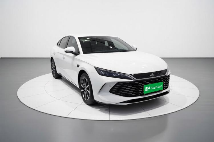 Used BYD Qin L 2025 DM-i Smart Drive 80KM Leading Model Front Right 45 Deg