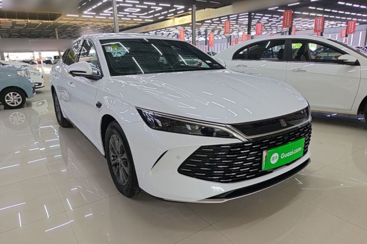 Used BYD Qin L 2025 DM-i Smart Drive 80KM Leading Model Front Right 45 Deg