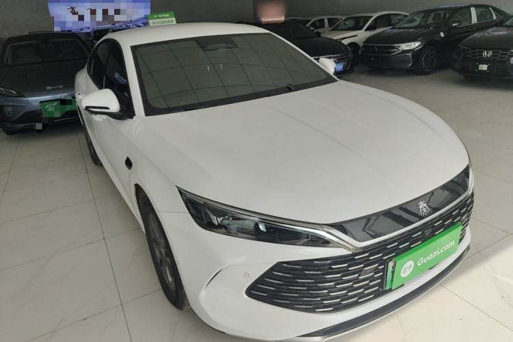 Used BYD Qin L 2025 DM-i Smart Drive 80KM Leading Model Front Right 45 Deg