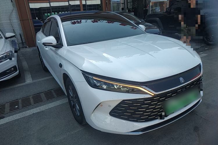 Used BYD Qin L 2025 DM-i Smart Drive 80KM Leading Model Front Right 45 Deg
