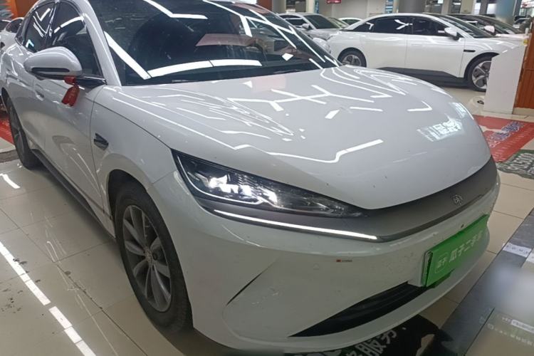 Used BYD Qin L 2025 EV 545KM Beyond Version Front Right 45 Deg