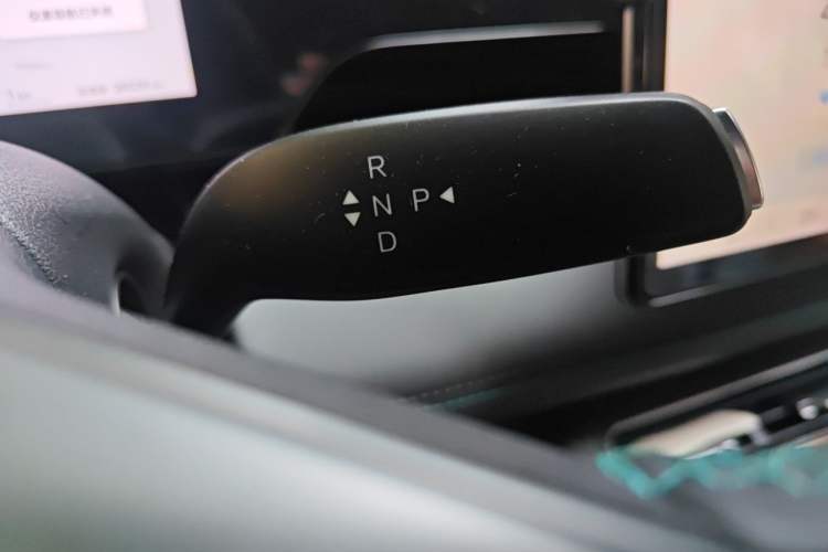 Used BYD Qin L 2025 EV 470KM Leading Edition Gear Lever