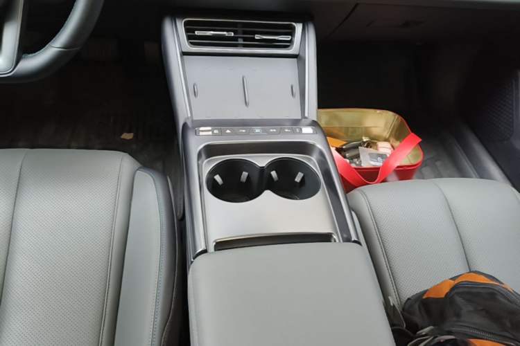 Used BYD Qin L 2025 EV 545KM Beyond Version Gear Lever