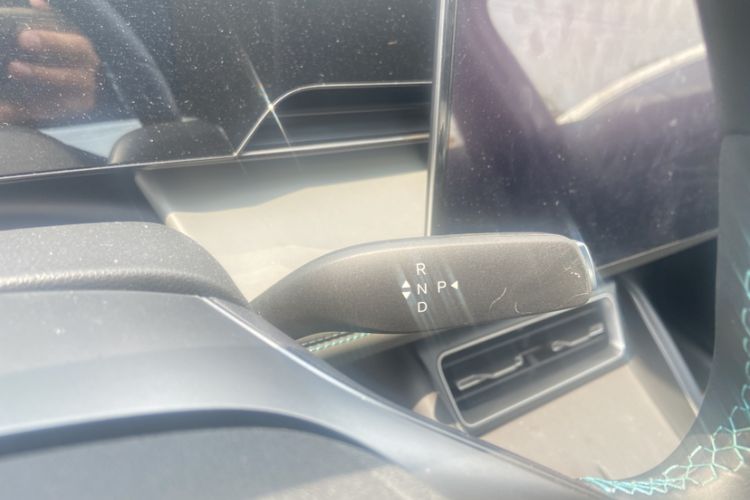 Used BYD Qin L 2025 EV 545KM Cloud Suspension Edition Gear Lever