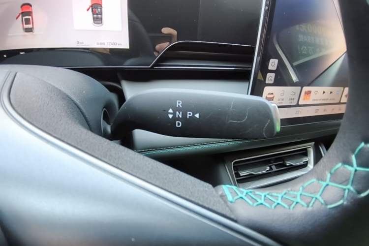 Used BYD Qin L 2025 EV 545KM Beyond Version Gear Lever