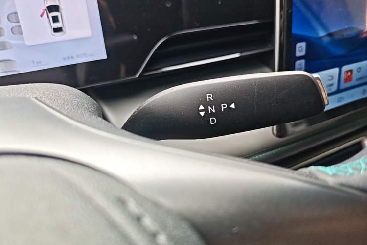 Used BYD Qin L 2025 EV 470KM Leading Edition Gear Lever