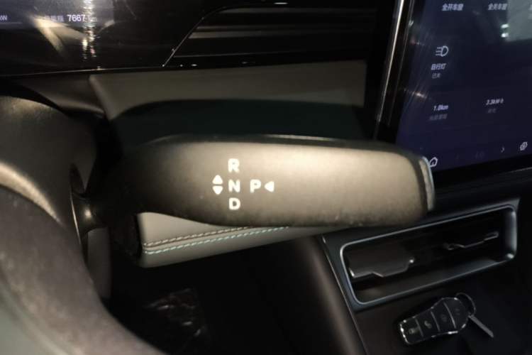 Used BYD Qin L 2025 EV 545KM Beyond Version Gear Lever