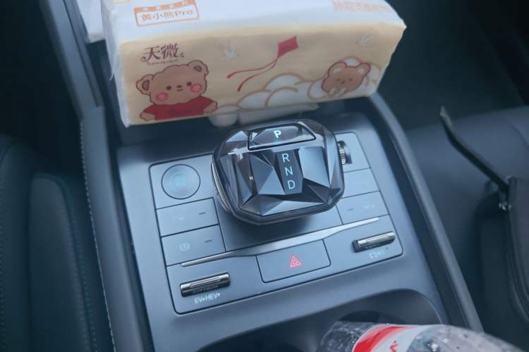 Used BYD Qin L 2025 DM-i Smart Drive 80KM Leading Model Gear Lever