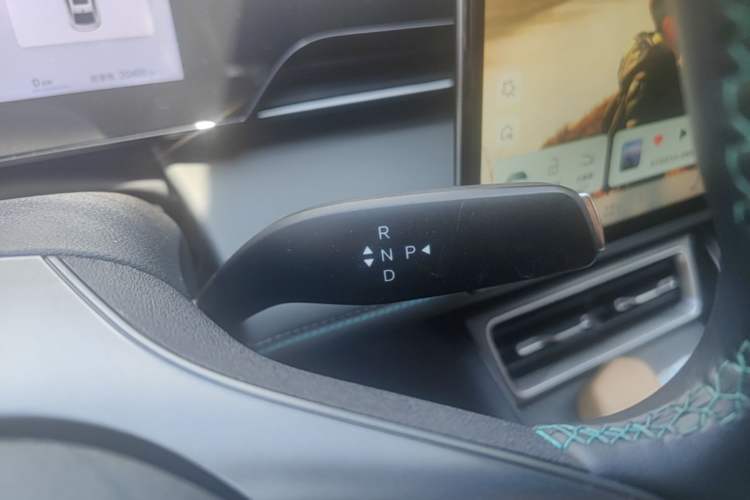 Used BYD Qin L 2025 EV 545KM Excellence Edition Gear Lever