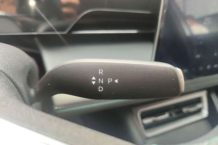 Used BYD Qin L 2025 EV 545KM Beyond Version Gear Lever