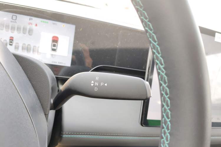 Used BYD Qin L 2025 EV 545KM Beyond Version Gear Lever