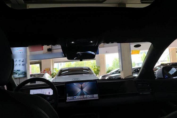 Used BYD Qin L 2025 DM-i Smart Drive 120KM Superior Model Headliner