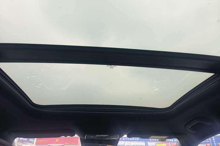 Used BYD Qin L 2025 DM-i Smart Drive 120KM Superior Model Headliner