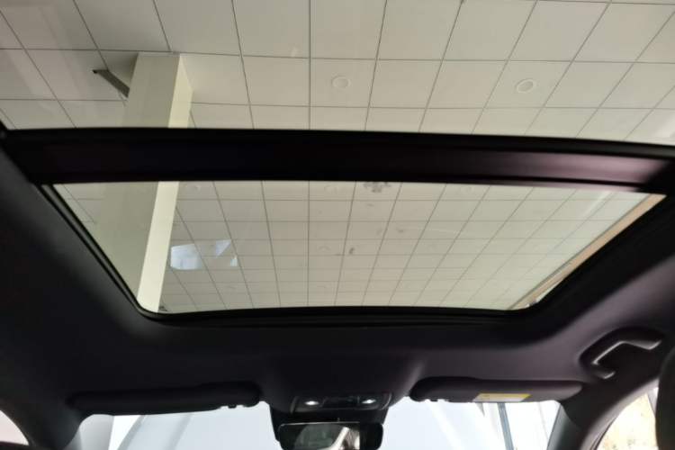 Used BYD Qin L 2025 DM-i Smart Drive 120KM Excellence Model Headliner