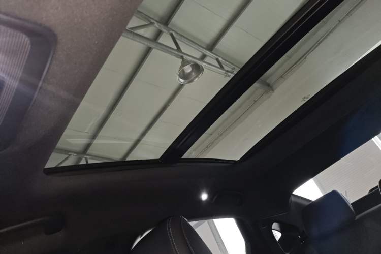 Used BYD Qin L 2025 DM-i Smart Drive 120KM Superior Model Headliner