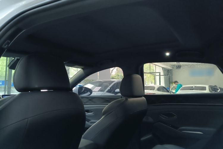 Used BYD Qin L 2025 DM-i Smart Drive 120KM Superior Model Headliner