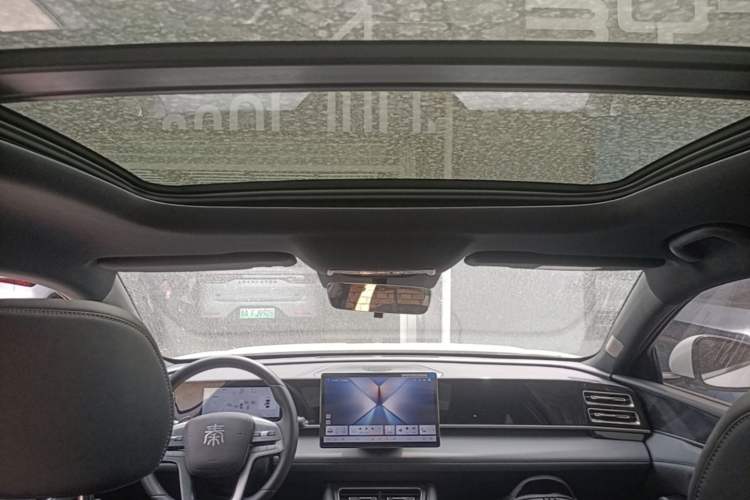 Used BYD Qin L 2025 DM-i Smart Drive 120KM Superior Model Headliner