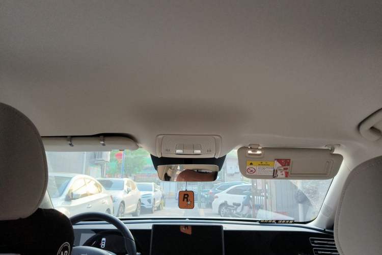 Used BYD Qin L 2025 DM-i Smart Drive 80KM Leading Model Headliner