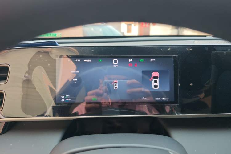 Used BYD Qin L 2025 DM-i Smart Drive 80KM Superior Model Instrument Cluster