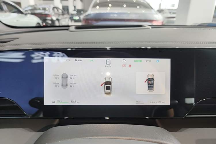 Used BYD Qin L 2025 EV 545KM Cloud Suspension Edition Instrument Cluster