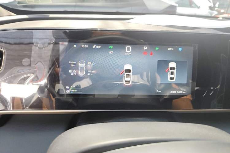 Used BYD Qin L 2025 DM-i Smart Drive 120KM Leading Model Instrument Cluster