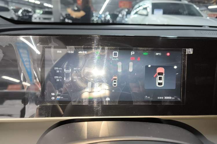 Used BYD Qin L 2025 DM-i Smart Drive 120KM Leading Model Instrument Cluster