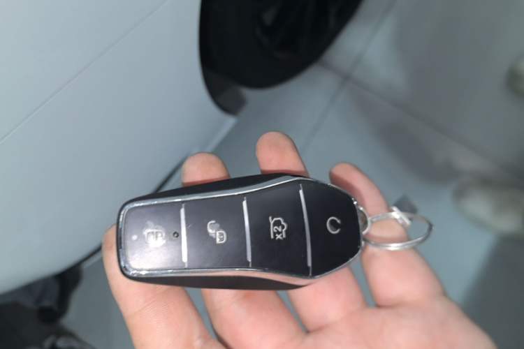 Used BYD Qin L 2025 DM-i Smart Drive 120KM Superior Model Interior 1