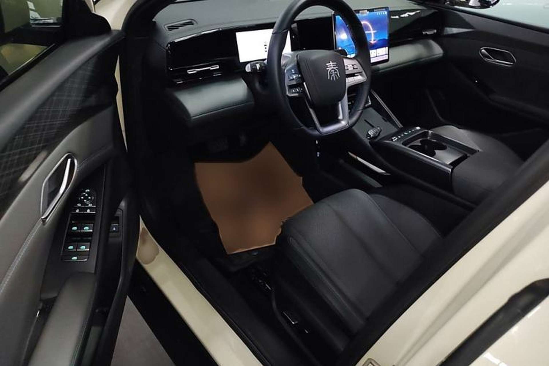 Used BYD Qin L 2025 EV 545KM Beyond Version Interior 1