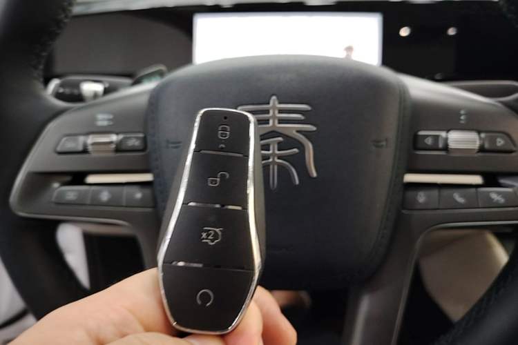 Used BYD Qin L 2025 EV 545KM Beyond Version Interior 1