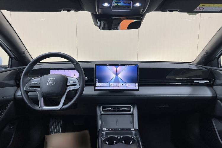 Used BYD Qin L 2025 EV 545KM Beyond Version Interior 10