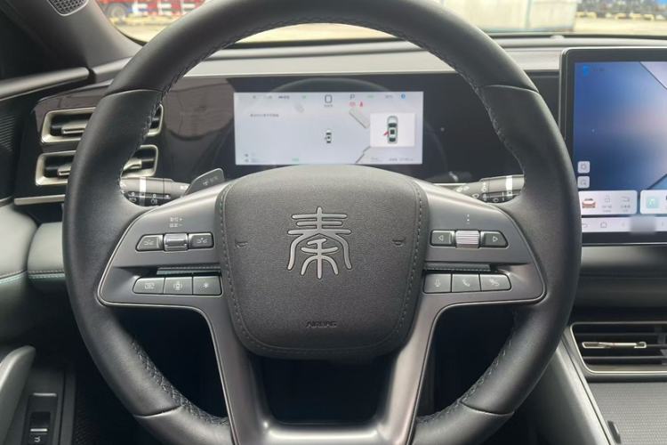 Used BYD Qin L 2025 DM-i Smart Drive 80KM Leading Model Interior 3