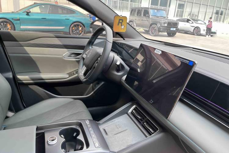 Used BYD Qin L 2025 EV 545KM Excellence Edition Interior 4