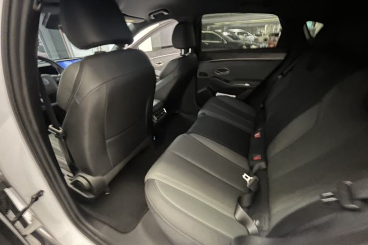 Used BYD Qin L 2025 DM-i Smart Drive 80KM Leading Model Interior 6