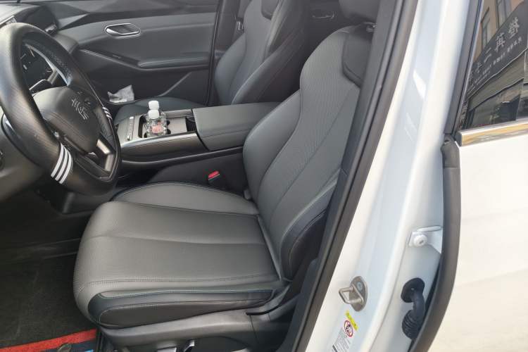 Used BYD Qin L 2025 EV 470KM Leading Edition Interior 7