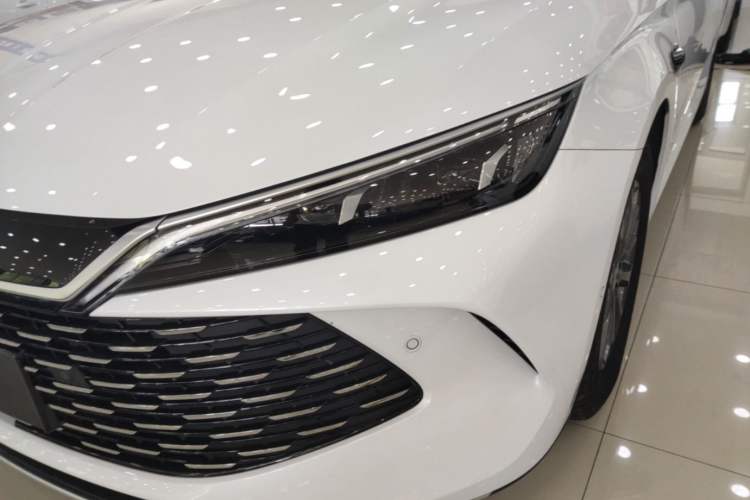 Used BYD Qin L 2025 DM-i Smart Drive 80KM Leading Model Left Front Headlight