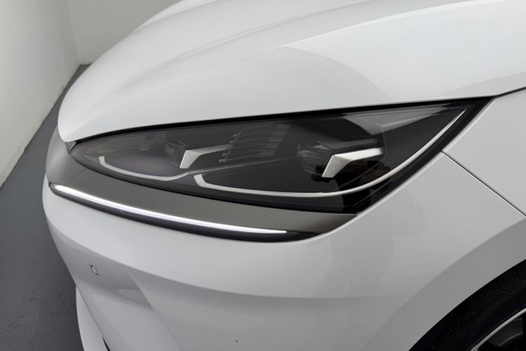 Used BYD Qin L 2025 EV 545KM Beyond Version Left Front Headlight