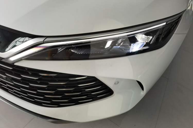 Used BYD Qin L 2025 DM-i Smart Drive 120KM Excellence Model Left Front Headlight