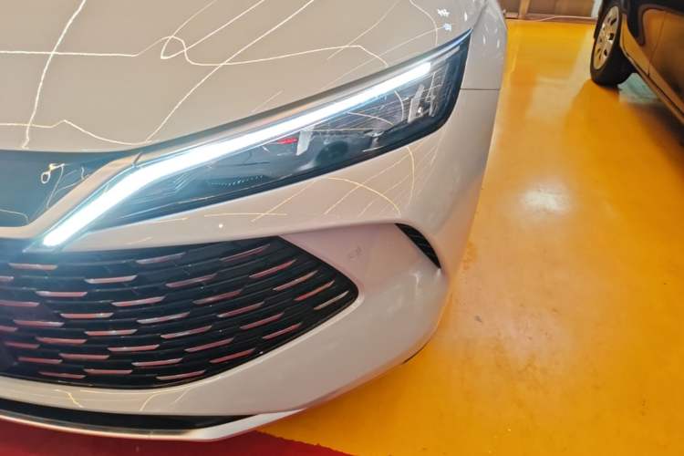 Used BYD Qin L 2025 DM-i Smart Drive 80KM Leading Model Left Front Headlight