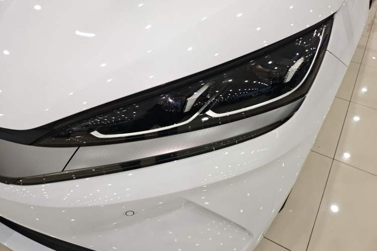 Used BYD Qin L 2025 EV 545KM Beyond Version Left Front Headlight